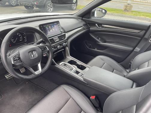 2022 Honda Accord Sport 2.0T