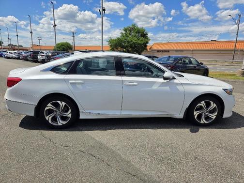 Champagne Frost Pearl 2018 Honda Accord EX-L 2.0T