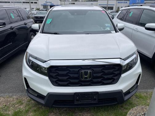 Platinum White Pearl 2023 Honda Passport EX-L