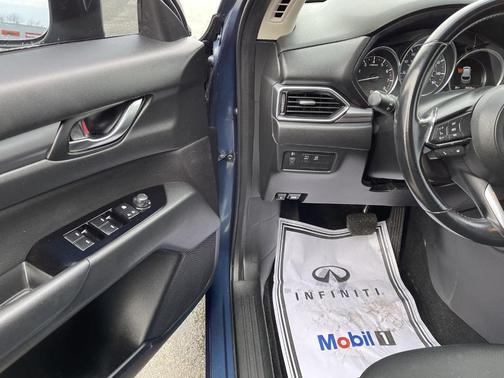 2018 Mazda CX-5 Sport