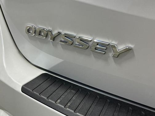 Platinum White Pearl 2026 Honda Odyssey Sport-L