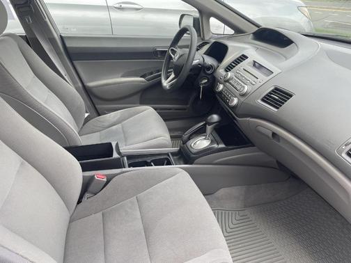Taffeta White 2009 Honda Civic VP
