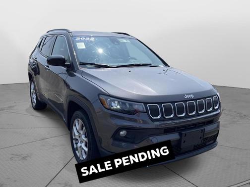2022 Jeep Compass Latitude Lux