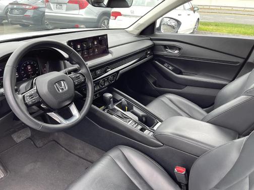 Platinum White Pearl 2023 Honda Accord Hybrid Touring