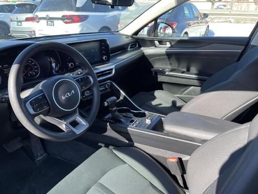 2023 Kia K5 LXS