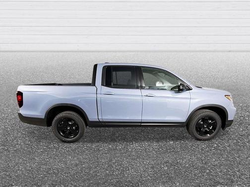 2026 Honda Ridgeline Black Edition Two-Tone