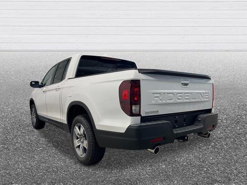 Platinum White Pearl 2026 Honda Ridgeline RTL