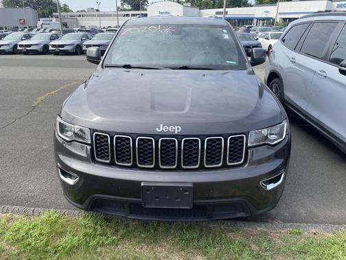 2020 Jeep Grand Cherokee Laredo E