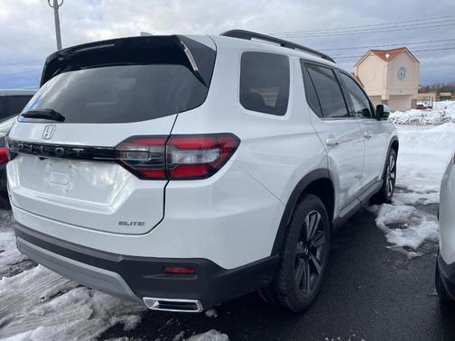 2024 Honda Pilot Elite