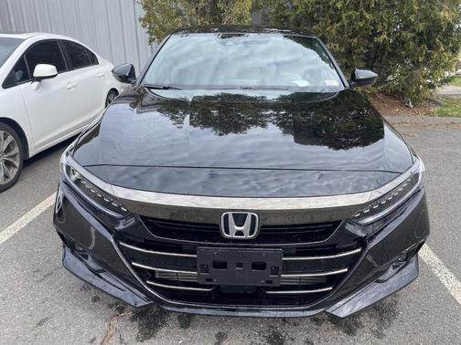 Crystal Black Pearl 2022 Honda Accord Sport 1.5T