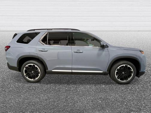 Sonic Gray Pearl 2026 Honda Pilot Touring