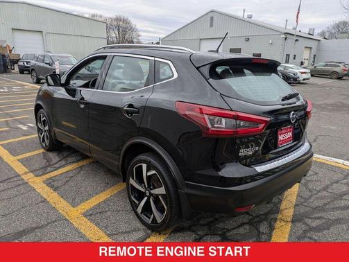 2022 Nissan Rogue Sport SL