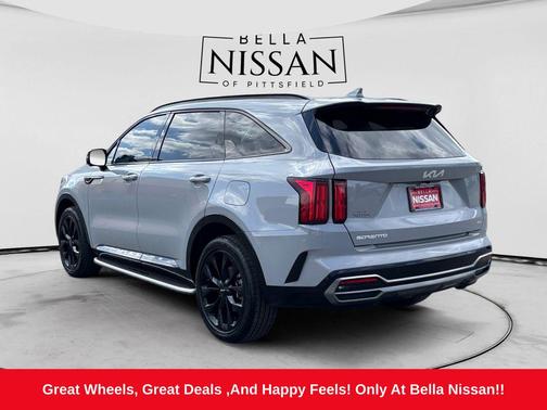 Wolf Gray 2023 Kia Sorento SX