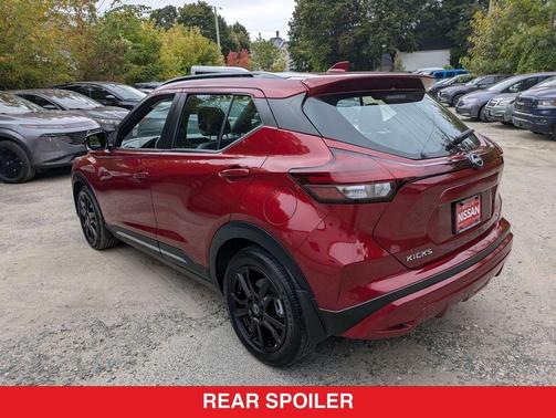 2024 Nissan Kicks SR