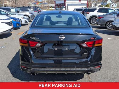 2025 Nissan Altima SR AWD