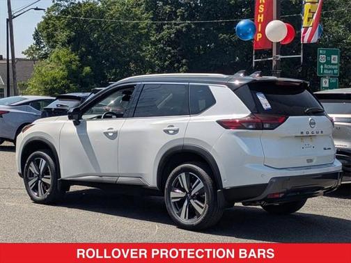 2025 Nissan Rogue SL