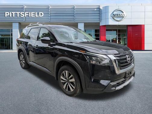 2025 Nissan Pathfinder SL 4WD