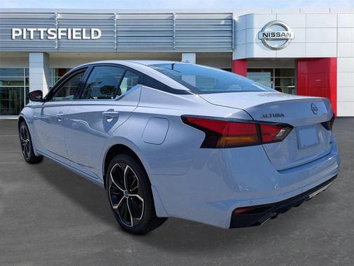 2025 Nissan Altima SR AWD