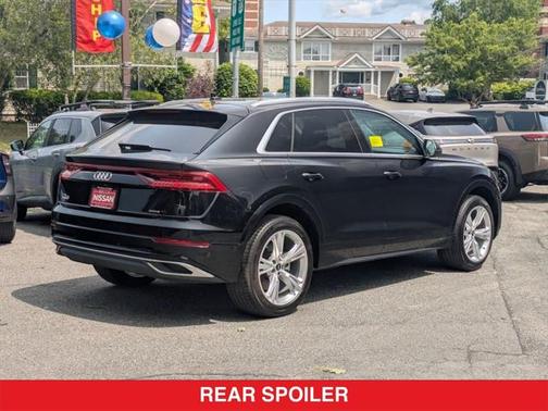 2022 Audi Q8 55 Premium
