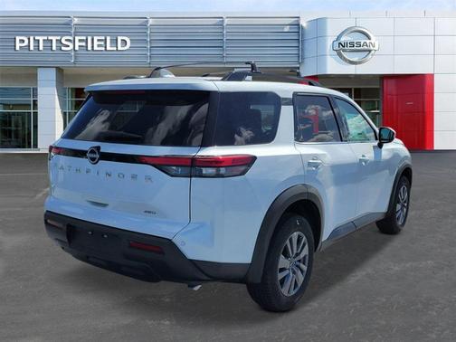 2025 Nissan Pathfinder SV 4WD