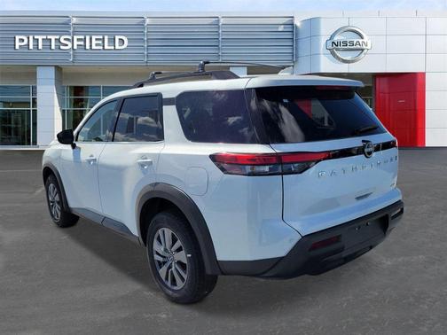 2025 Nissan Pathfinder SV 4WD