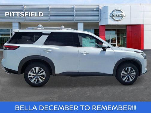 2025 Nissan Pathfinder SL 4WD