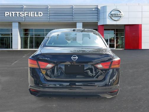 2025 Nissan Altima S FWD