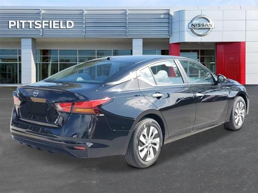 2025 Nissan Altima S FWD