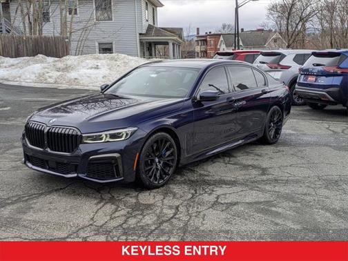 2022 BMW 750 i xDrive