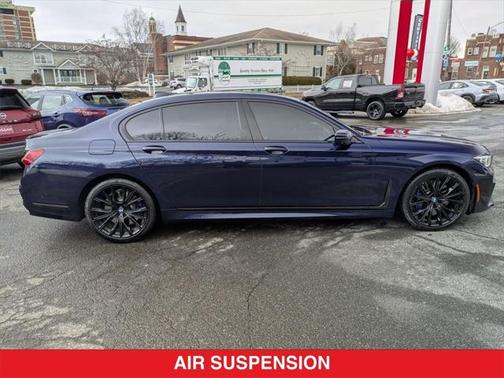 2022 BMW 750 i xDrive