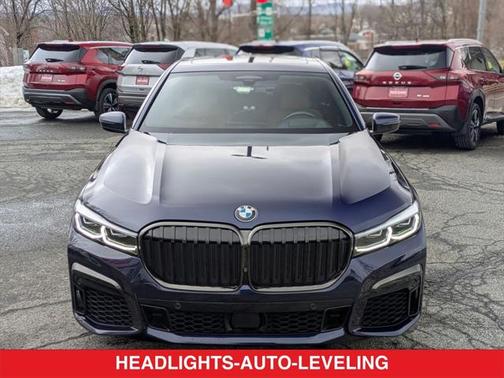 2022 BMW 750 i xDrive
