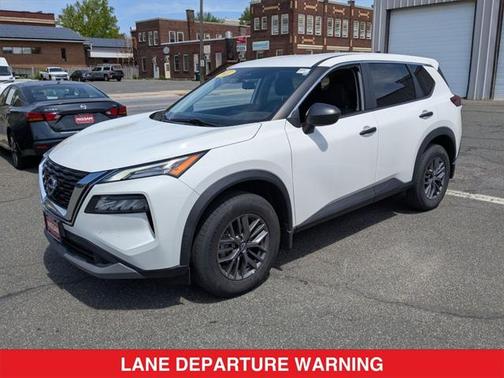 2022 Nissan Rogue S
