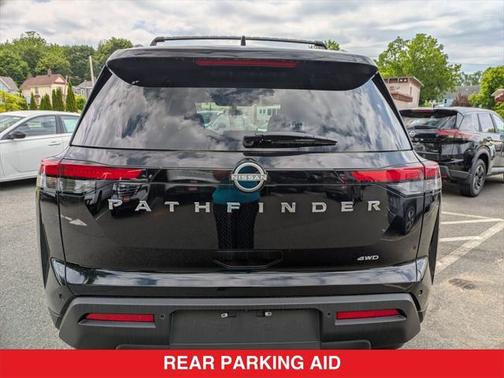 2025 Nissan Pathfinder SV 4WD