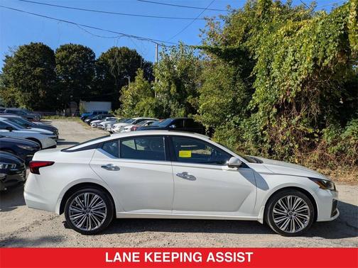 2023 Nissan Altima 2.5 SL