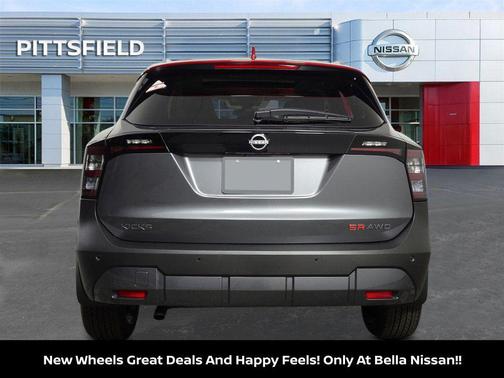 Gun Metallic/Scarlet Ember Tintcoat 2026 Nissan Kicks SR