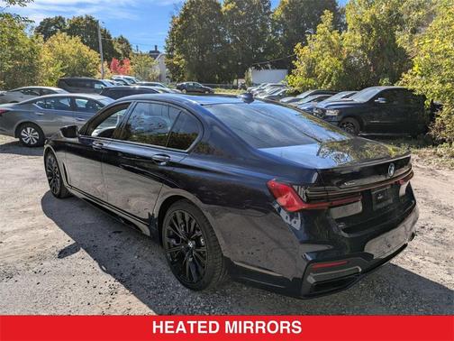 2022 BMW 750 i xDrive