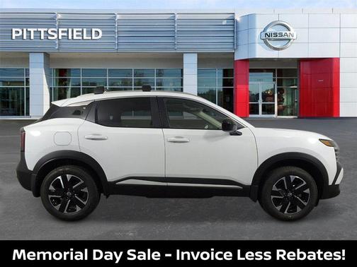 Fresh Powder 2026 Nissan Kicks SV