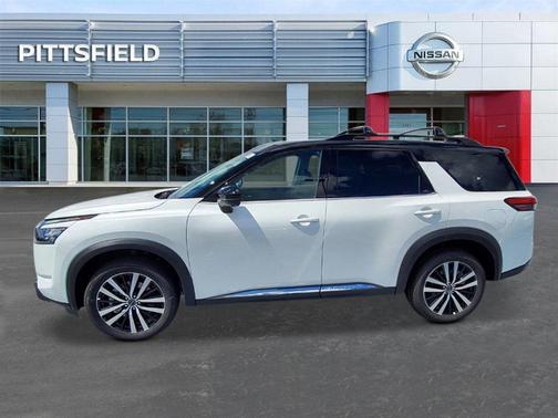 2025 Nissan Pathfinder Platinum 4WD
