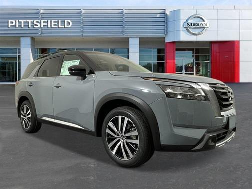 2025 Nissan Pathfinder Platinum 4WD