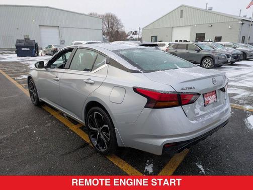 2023 Nissan Altima SR Intelligent AWD