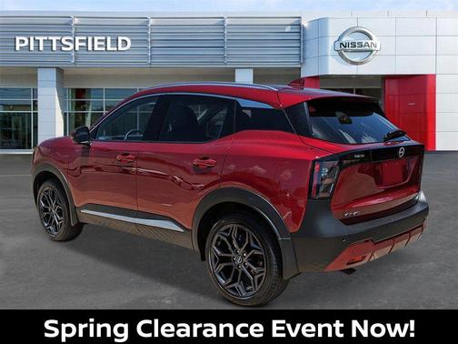 Scarlet Ember Tintcoat 2026 Nissan Kicks SR