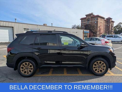 2022 Honda Passport AWD TrailSport