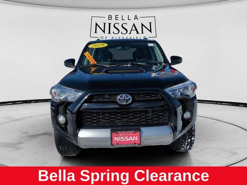 Midnight Black Metallic 2019 Toyota 4Runner TRD Pro