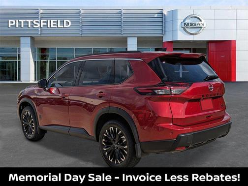 Scarlet Ember Tintcoat 2026 Nissan Rogue Dark Armor