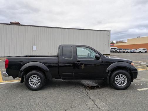 2016 Nissan Frontier SV
