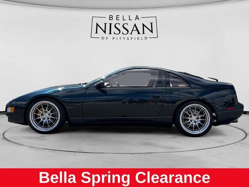 Green 1994 Nissan 300ZX Base