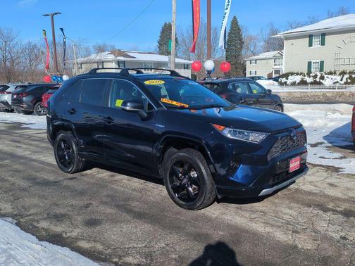2020 Toyota RAV4 Hybrid SE