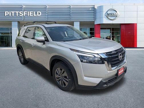 2025 Nissan Pathfinder SV 4WD