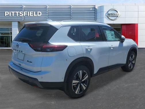 2024 Nissan Rogue SL