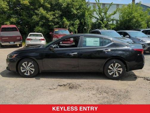 2024 Nissan Altima S FWD